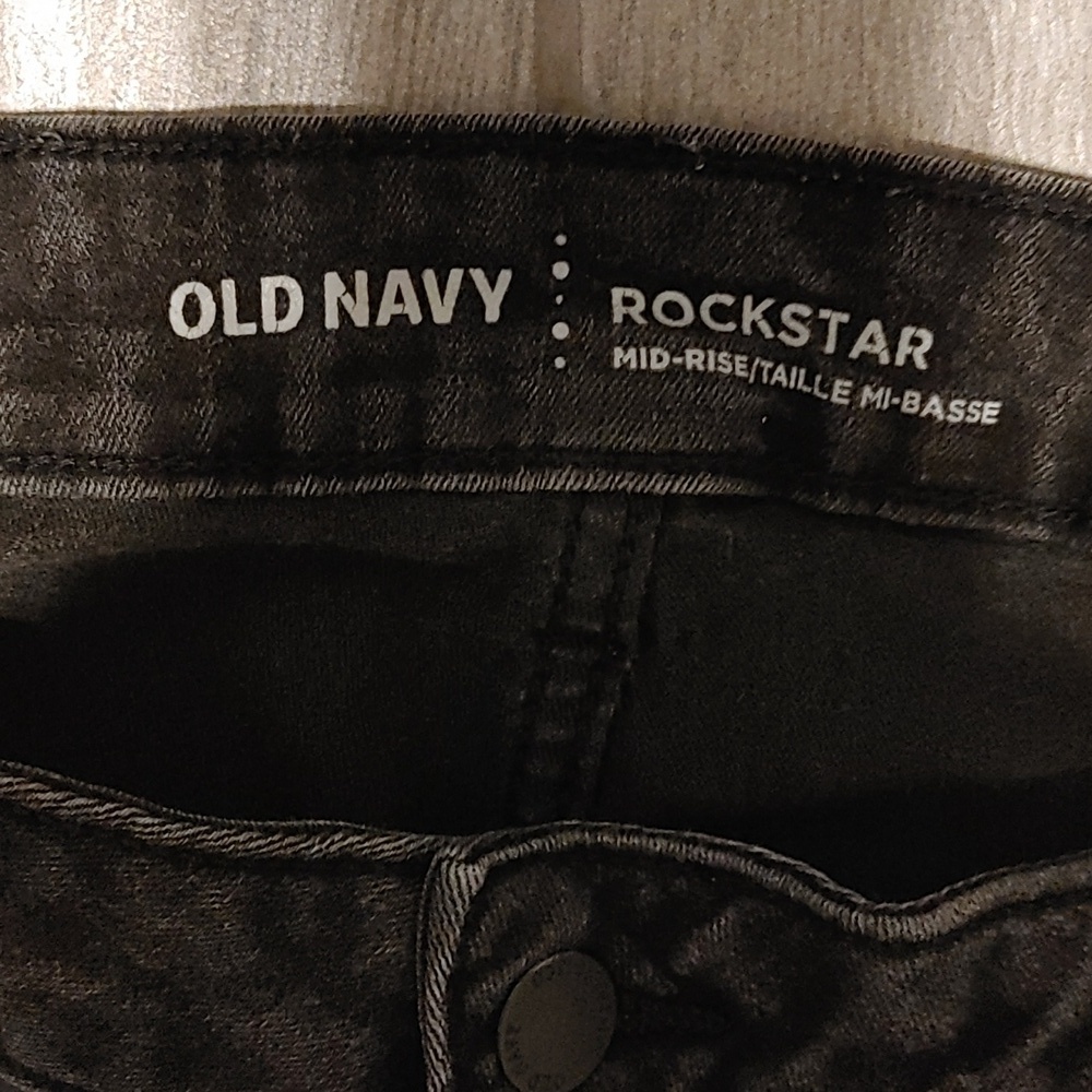 Old Navy Rockstar Black Mid-Rise Skinny Jeans Women's 18 Long Soft Lightweight - Picture 5 of 6